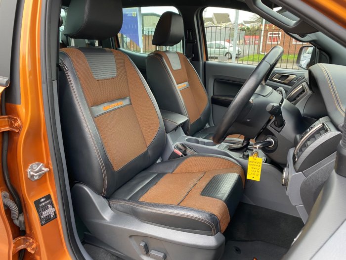 Ford Ranger 3.2 RANGER WILDTRAK 4X4 TDCI Pick Up Diesel Orange