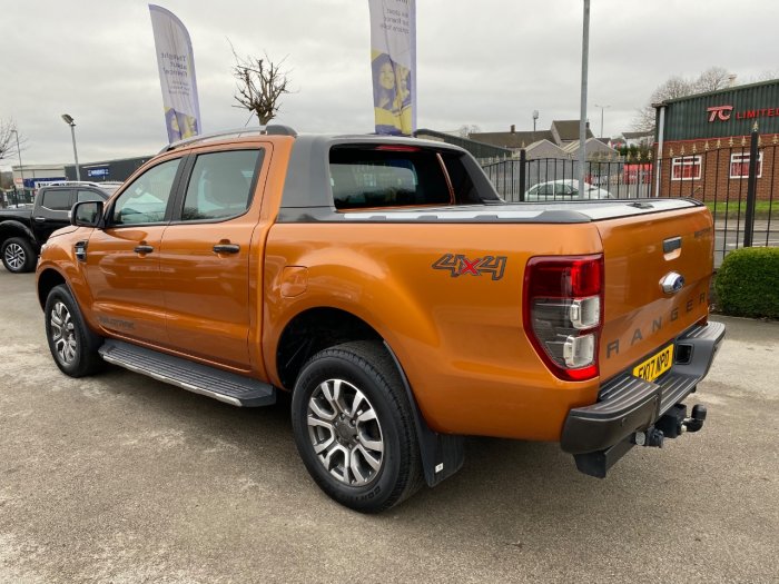 Ford Ranger 3.2 RANGER WILDTRAK 4X4 TDCI Pick Up Diesel Orange
