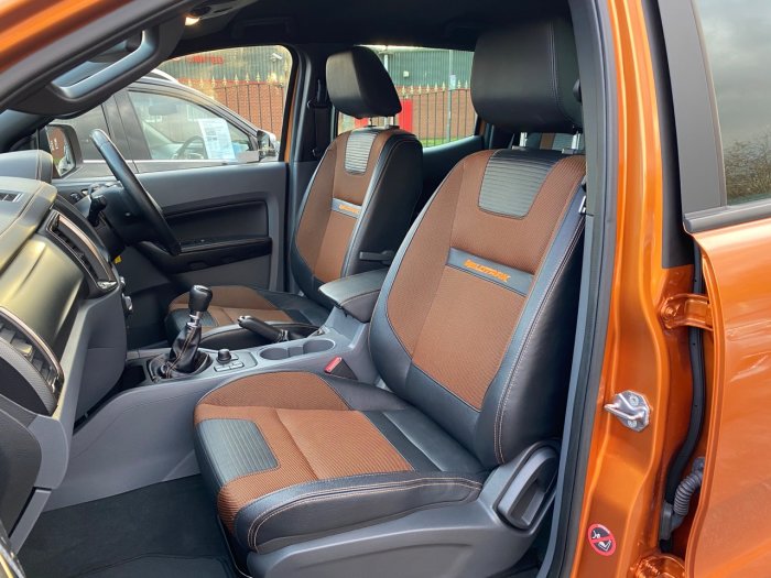 Ford Ranger 3.2 RANGER WILDTRAK 4X4 TDCI Pick Up Diesel Orange