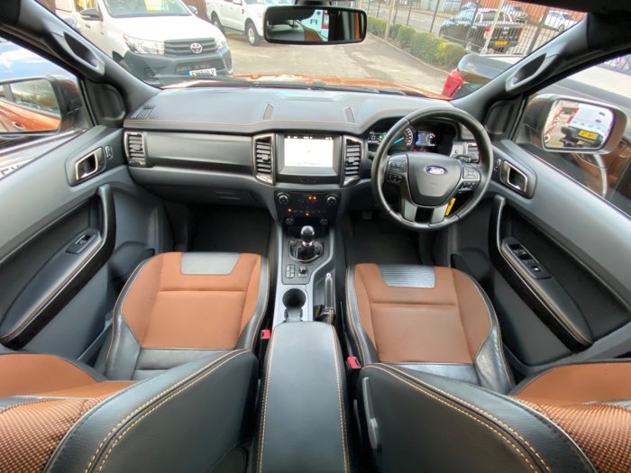 Ford Ranger 3.2 RANGER WILDTRAK 4X4 TDCI Pick Up Diesel Orange