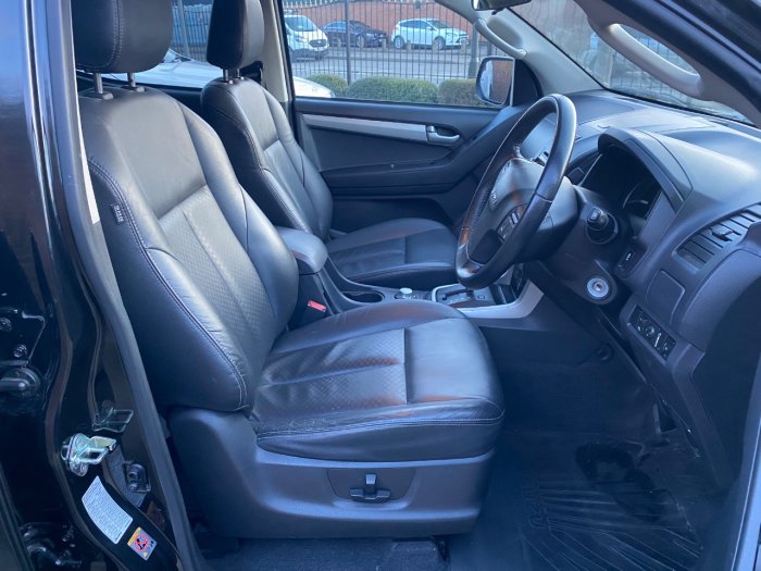 Isuzu D-max 2.5TD Utah Double Cab 4x4 Auto Pick Up Diesel Black