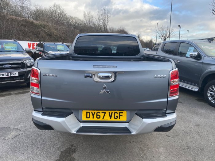 Mitsubishi L200 2.4 Double Cab DI-D 178 Barbarian 4WD Auto Pick Up Diesel Grey