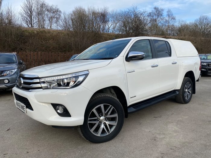 Toyota Hilux Invincible D/Cab Pick Up 2.4 D-4D Auto Pick Up Diesel White