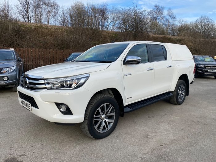 Toyota Hilux Invincible D/Cab Pick Up 2.4 D-4D Auto Pick Up Diesel White