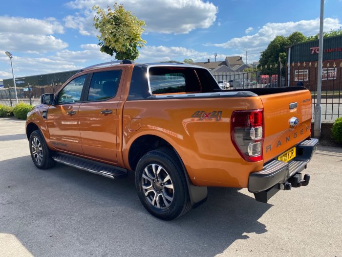 Ford Ranger Pick Up Double Cab Wildtrak 3.2 TDCi 200 Auto Pick Up Diesel Orange