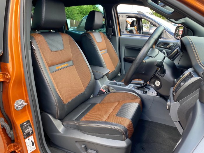 Ford Ranger Pick Up Double Cab Wildtrak 3.2 TDCi 200 Auto Pick Up Diesel Orange