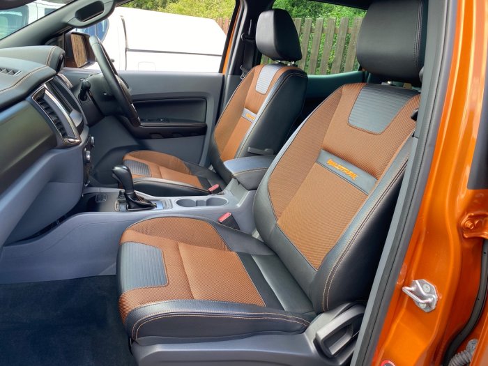 Ford Ranger Pick Up Double Cab Wildtrak 3.2 TDCi 200 Auto Pick Up Diesel Orange