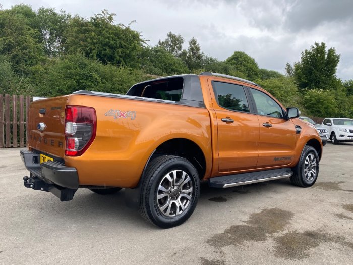 Ford Ranger 3.2 RANGER WILDTRAK 4X4 TDCI Pick Up Diesel Orange