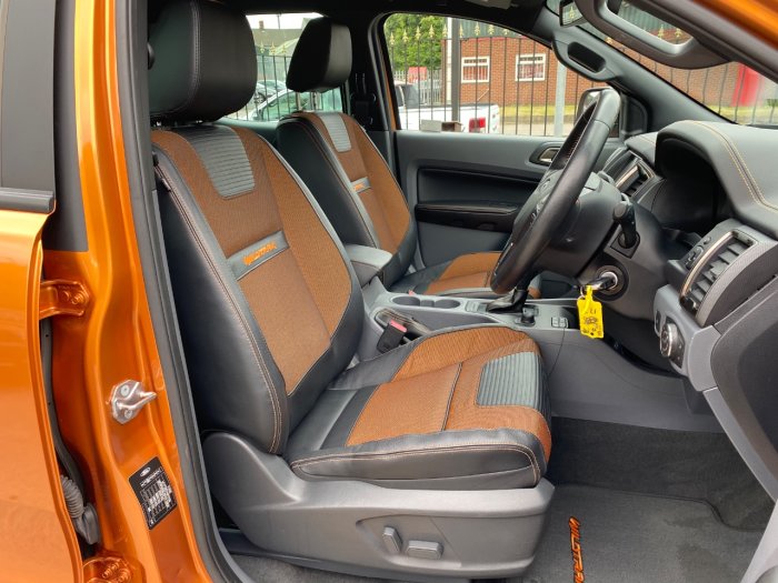 Ford Ranger 3.2 RANGER WILDTRAK 4X4 TDCI Pick Up Diesel Orange