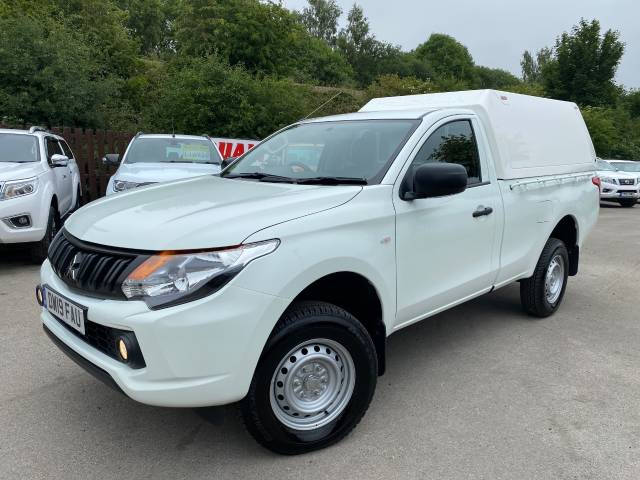 Mitsubishi L200 2.4 Single Cab DI-D 151 4Life 4WD Pick Up Diesel White