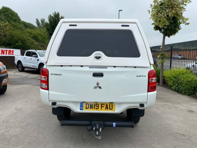 2019 Mitsubishi L200 2.4 Single Cab DI-D 151 4Life 4WD