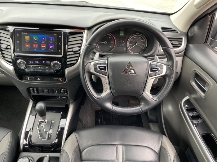 Mitsubishi L200 2.4 Double Cab DI-D 178 Barbarian 4WD Auto Pick Up Diesel Silver