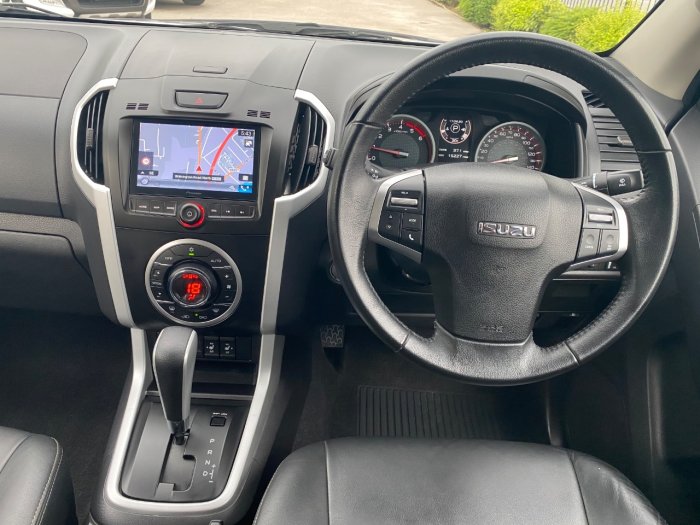 Isuzu D-max 1.9 Utah Double Cab 4x4 Auto Pick Up Diesel Silver