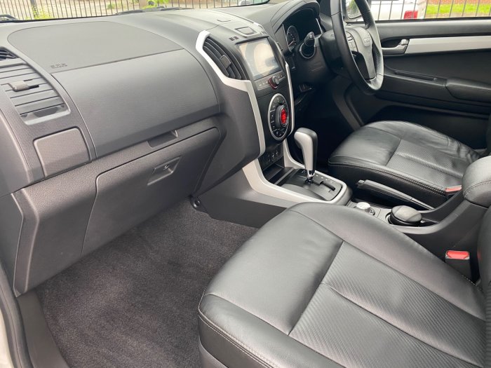 Isuzu D-max 1.9 Utah Double Cab 4x4 Auto Pick Up Diesel Silver