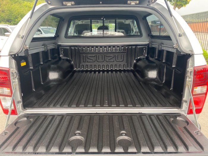 Isuzu D-max 1.9 Utah Double Cab 4x4 Auto Pick Up Diesel Silver