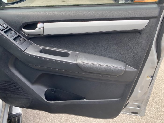 Isuzu D-max 1.9 Utah Double Cab 4x4 Auto Pick Up Diesel Silver