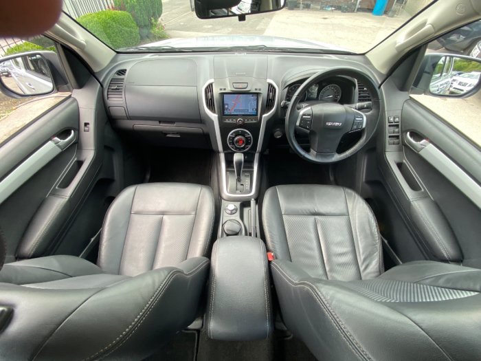 Isuzu D-max 1.9 Utah Double Cab 4x4 Auto Pick Up Diesel Silver
