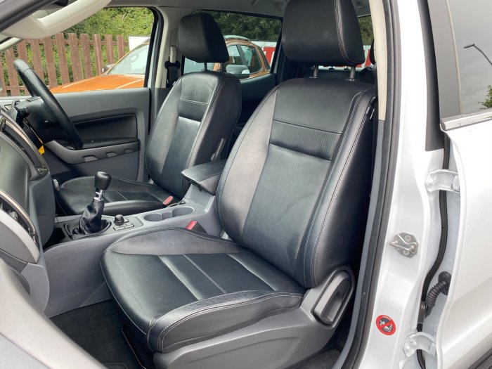 Ford Ranger Pick Up Double Cab Limited 2 2.2 TDCi Pick Up Diesel White