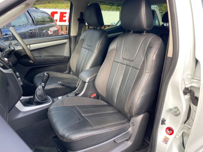 Isuzu D-max 2.5TD Eiger Double Cab 4x4 Pick Up Diesel White