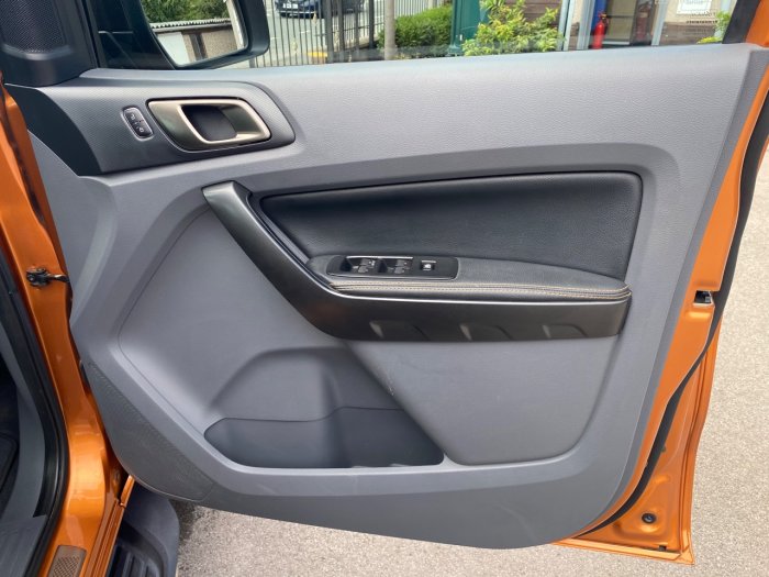 Ford Ranger 3.2 RANGER WILDTRAK 4X4 TDCI Pick Up Diesel Orange