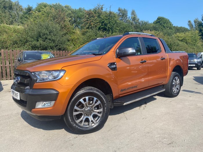 Ford Ranger Pick Up Double Cab Wildtrak 3.2 TDCi 200 Auto Pick Up Diesel Orange
