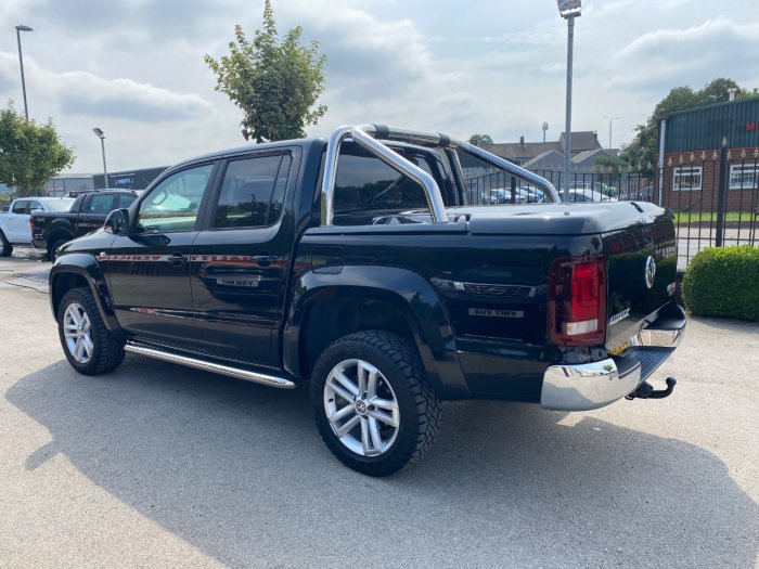 Volkswagen Amarok D/Cab Pick Up Highline 3.0 V6 TDI 224 BMT 4M Auto Pick Up Diesel Black