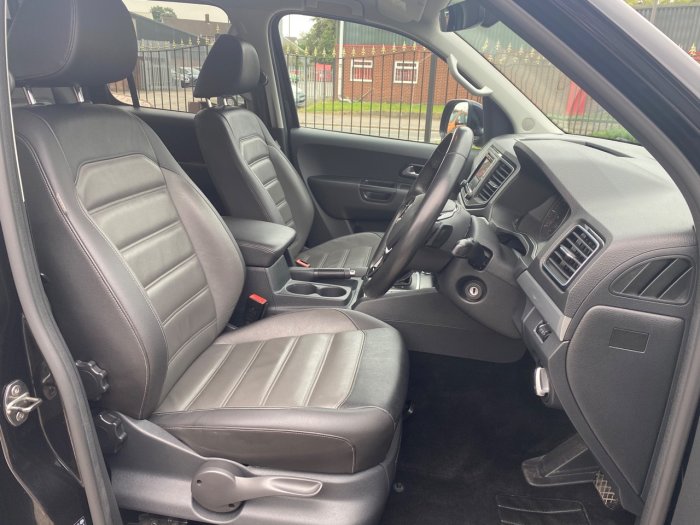 Volkswagen Amarok D/Cab Pick Up Highline 3.0 V6 TDI 224 BMT 4M Auto Pick Up Diesel Black