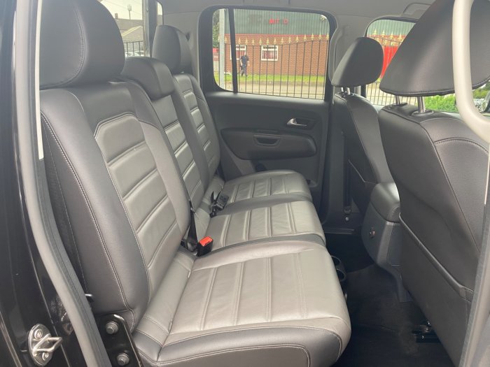Volkswagen Amarok D/Cab Pick Up Highline 3.0 V6 TDI 224 BMT 4M Auto Pick Up Diesel Black