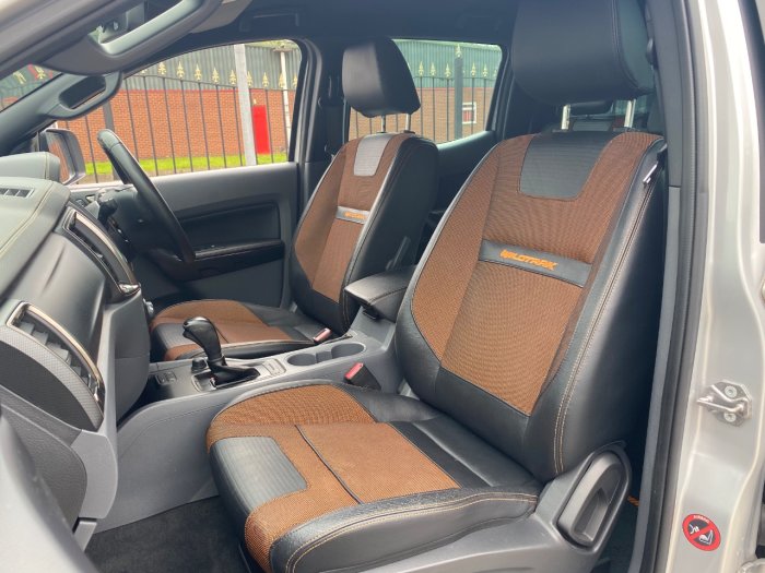 Ford Ranger Pick Up Double Cab Wildtrak 3.2 TDCi 200 Auto Pick Up Diesel Silver