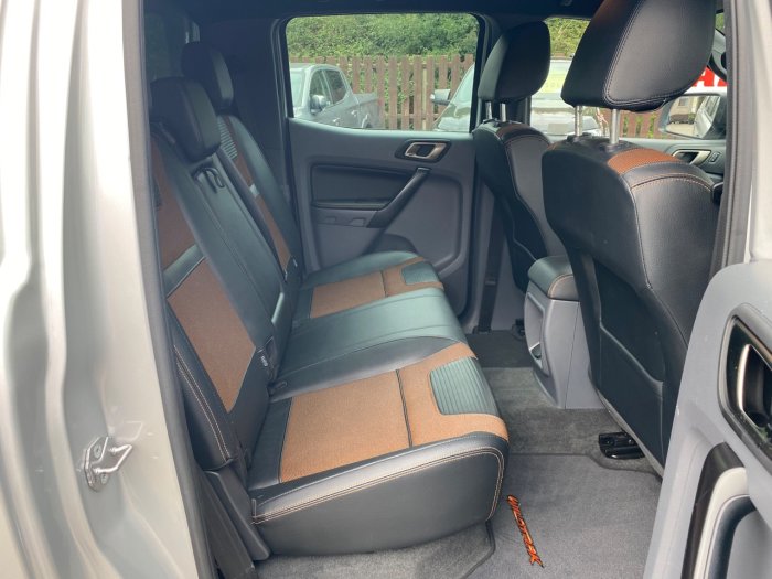 Ford Ranger Pick Up Double Cab Wildtrak 3.2 TDCi 200 Auto Pick Up Diesel Silver