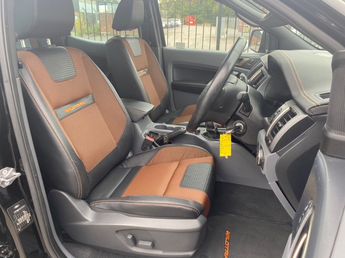 Ford Ranger Pick Up Double Cab Wildtrak 3.2 TDCi 200 Pick Up Diesel Black
