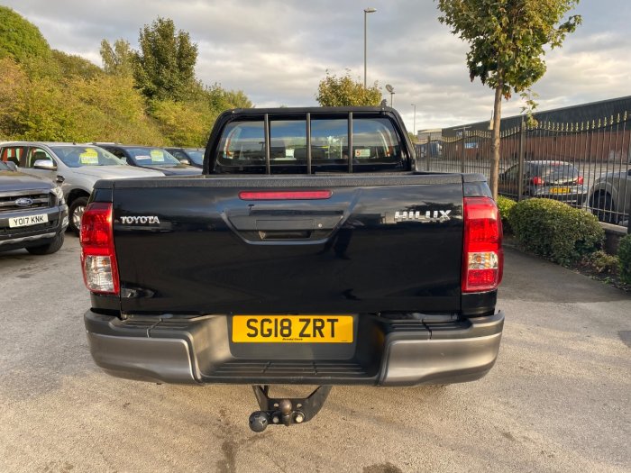 Toyota Hilux Active D/Cab Pick Up 2.4 D-4D Pick Up Diesel Black