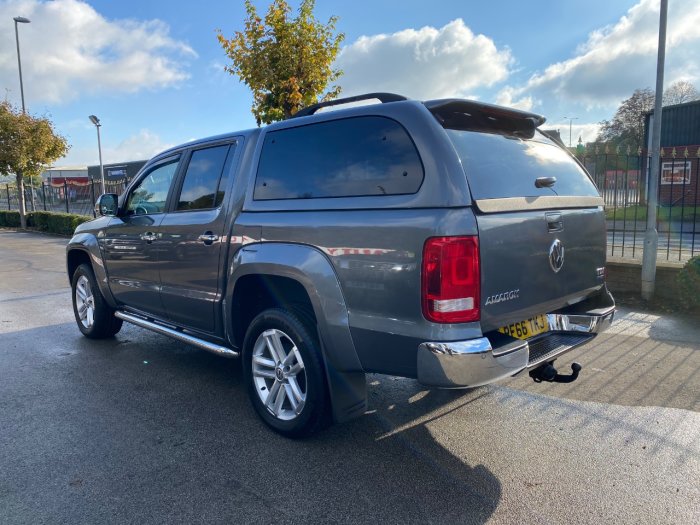 Volkswagen Amarok D/Cab Pick Up Highline 2.0 BiTDI 180 BMT 4MTN Auto Pick Up Diesel Grey
