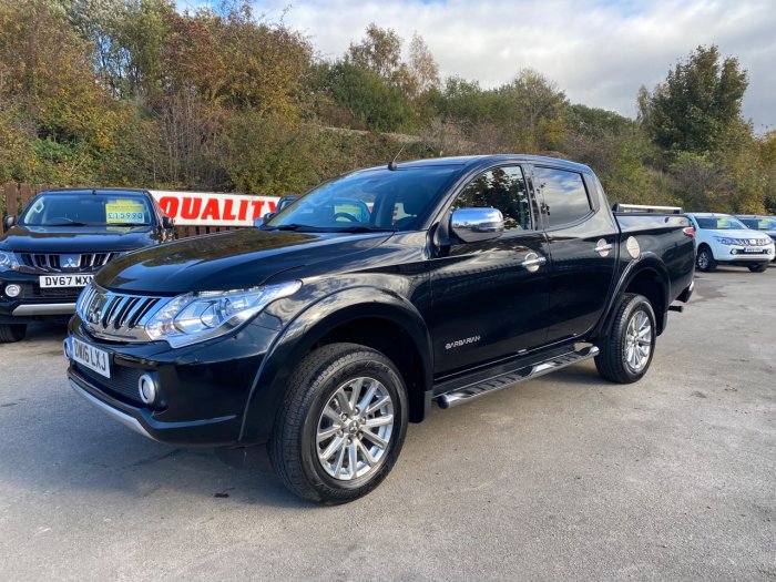Mitsubishi L200 2.4 Double Cab DI-D 178 Barbarian 4WD Pick Up Diesel Black
