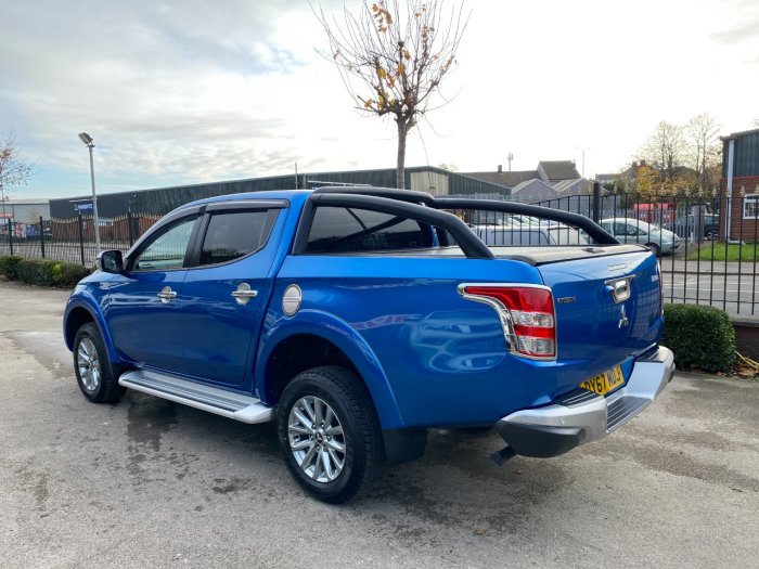 Mitsubishi L200 2.4 Double Cab DI-D 178 Barbarian 4WD Auto Pick Up Diesel Blue