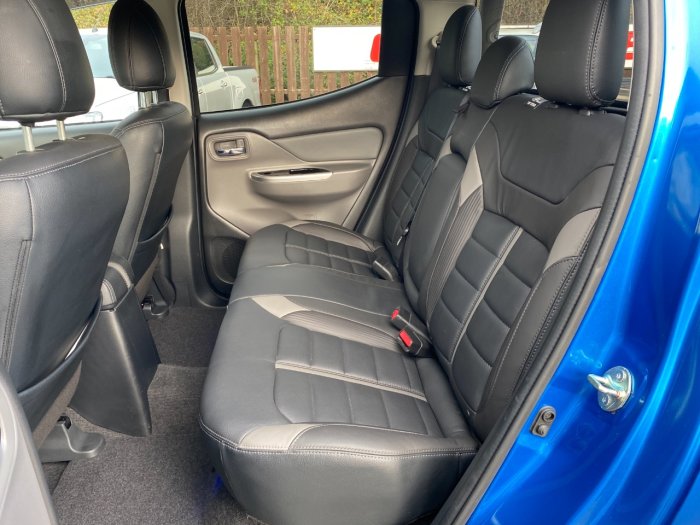 Mitsubishi L200 2.4 Double Cab DI-D 178 Barbarian 4WD Auto Pick Up Diesel Blue