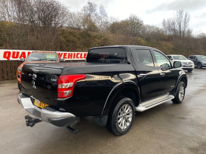 Mitsubishi L200 2.4 Double Cab DI-D 178 Warrior 4WD Auto Pick Up Diesel Black