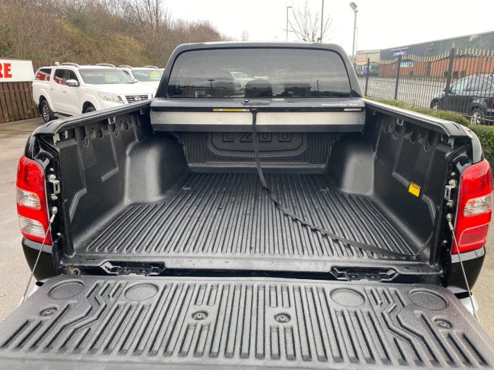 Mitsubishi L200 2.4 Double Cab DI-D 178 Warrior 4WD Auto Pick Up Diesel Black