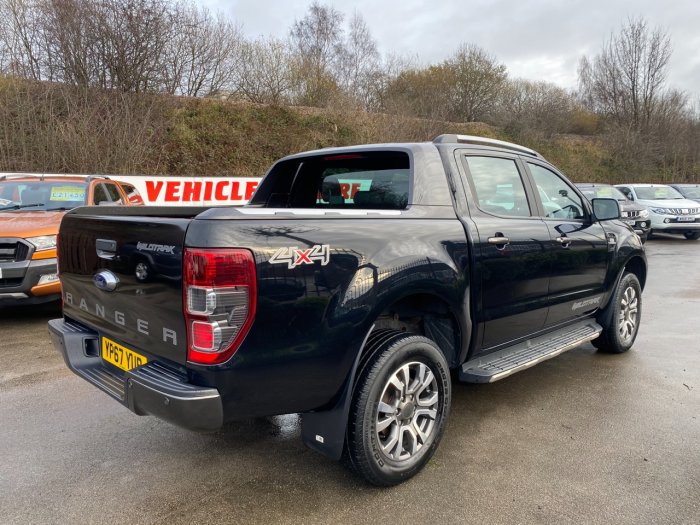 Ford Ranger Pick Up Double Cab Wildtrak 3.2 TDCi 200 Auto Pick Up Diesel Black
