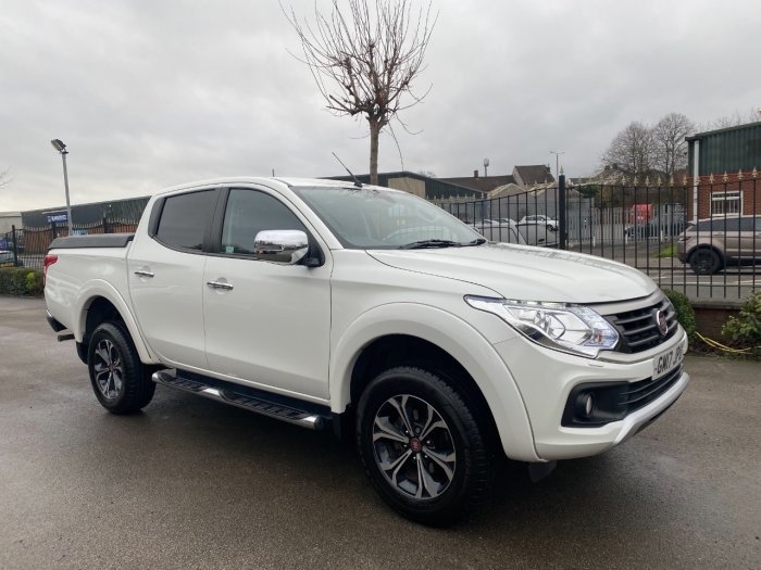 Fiat Fullback 2.4 180hp LX Double Cab Pick Up Pick Up Diesel White