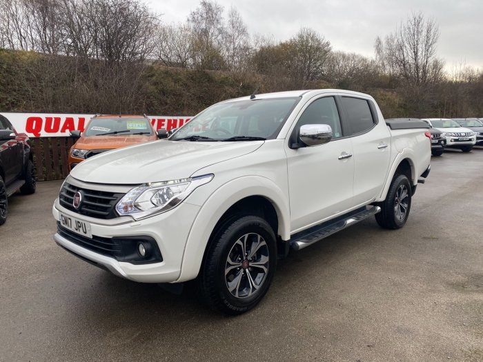 Fiat Fullback 2.4 180hp LX Double Cab Pick Up Pick Up Diesel White
