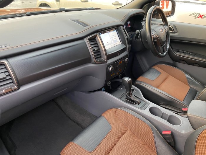 Ford Ranger Pick Up Double Cab Wildtrak 3.2 TDCi 200 Auto Pick Up Diesel Orange
