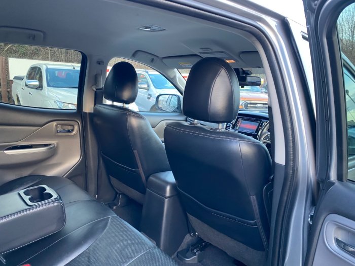 Fiat Fullback 2.4 180hp LX Double Cab Pick Up Pick Up Diesel Grey