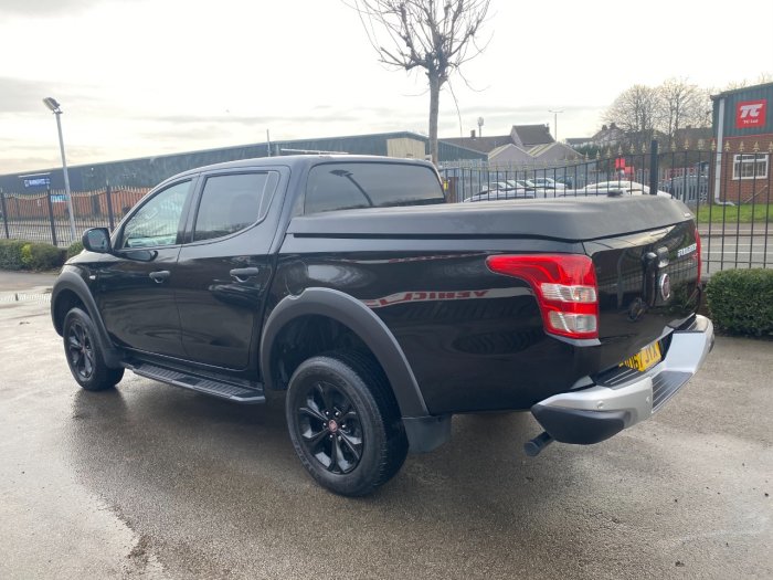 Fiat Fullback 2.4 180hp Cross Double Cab Pick Up Pick Up Diesel Black