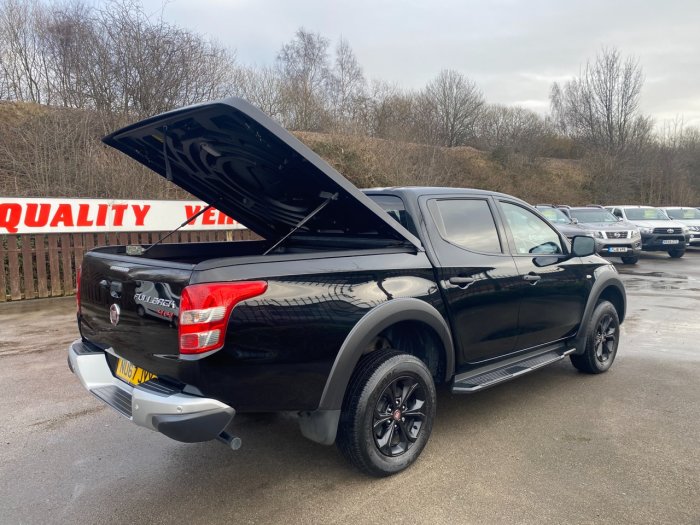 Fiat Fullback 2.4 180hp Cross Double Cab Pick Up Pick Up Diesel Black