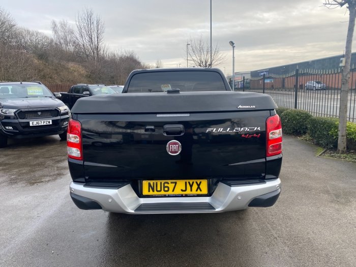 Fiat Fullback 2.4 180hp Cross Double Cab Pick Up Pick Up Diesel Black