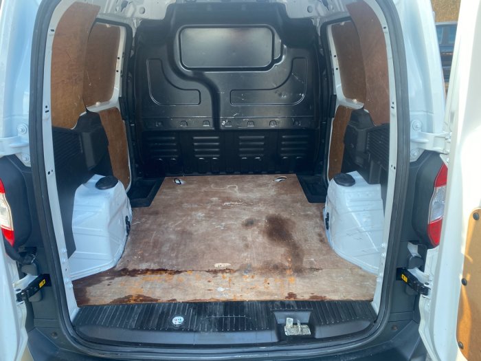 Ford Transit Courier 1.5 TDCi 95ps Trend Van Panel Van Diesel White