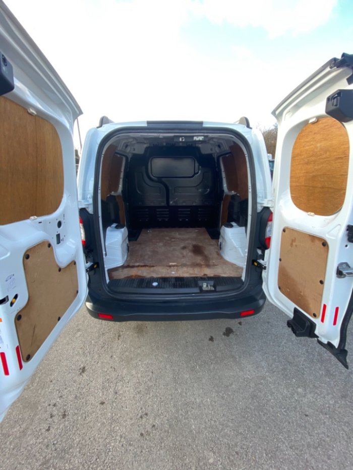 Ford Transit Courier 1.5 TDCi 95ps Trend Van Panel Van Diesel White