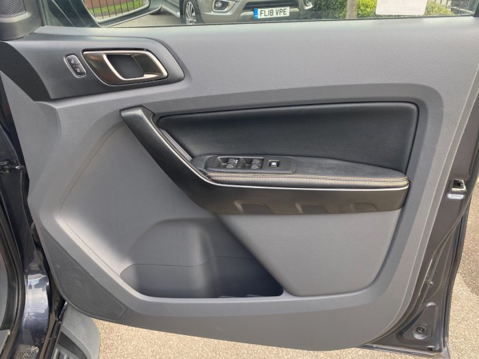 Ford Ranger Pick Up Double Cab Wildtrak 3.2 TDCi 200 Pick Up Diesel Grey