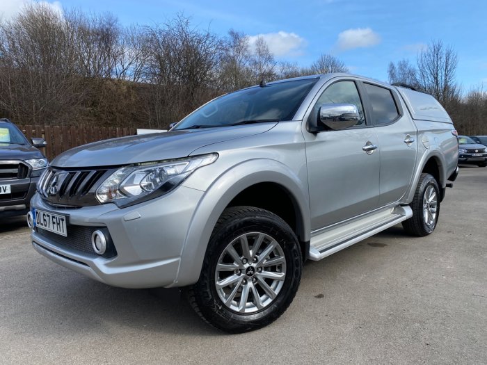 Mitsubishi L200 2.4 Double Cab DI-D 178 Barbarian 4WD Pick Up Diesel Silver